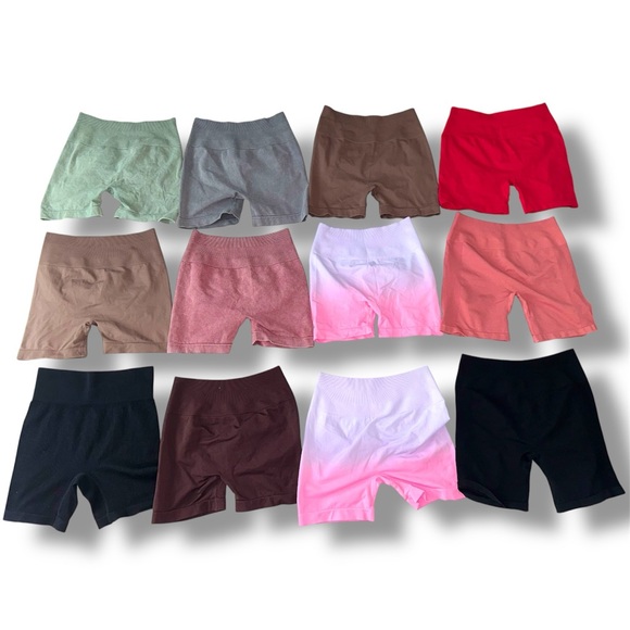 Aurola Pants - Lot of 12 Women's Athletic Shorts - Aurola Yeoreo Multicolor Pack Medium & Large